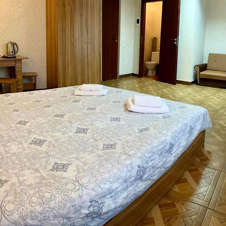Zelenyi Kampus Hotel Одеса Екстериор снимка