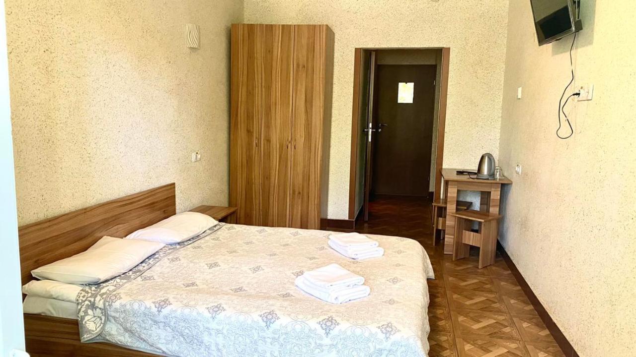 Zelenyi Kampus Hotel Одеса Екстериор снимка