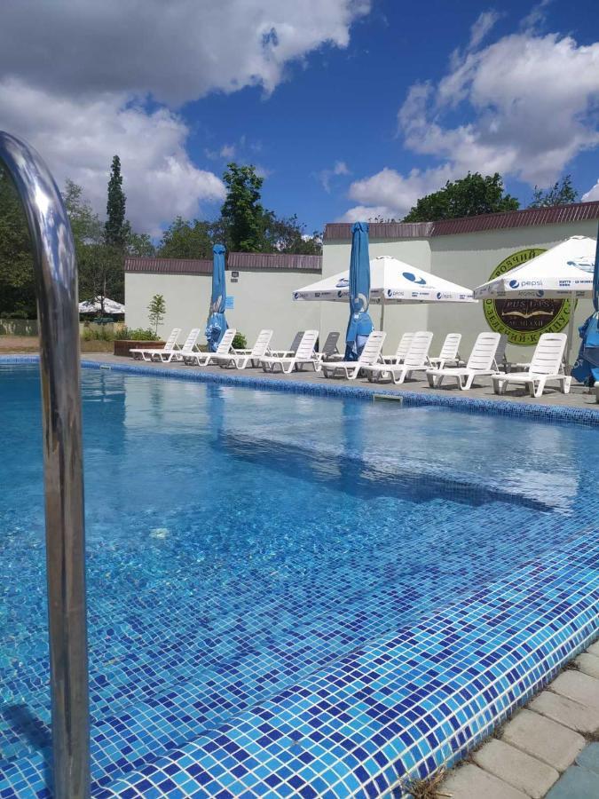 Zelenyi Kampus Hotel Одеса Екстериор снимка