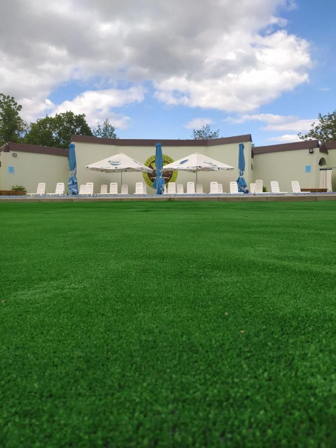 Zelenyi Kampus Hotel Одеса Екстериор снимка