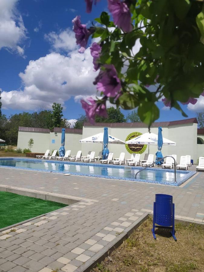Zelenyi Kampus Hotel Одеса Екстериор снимка