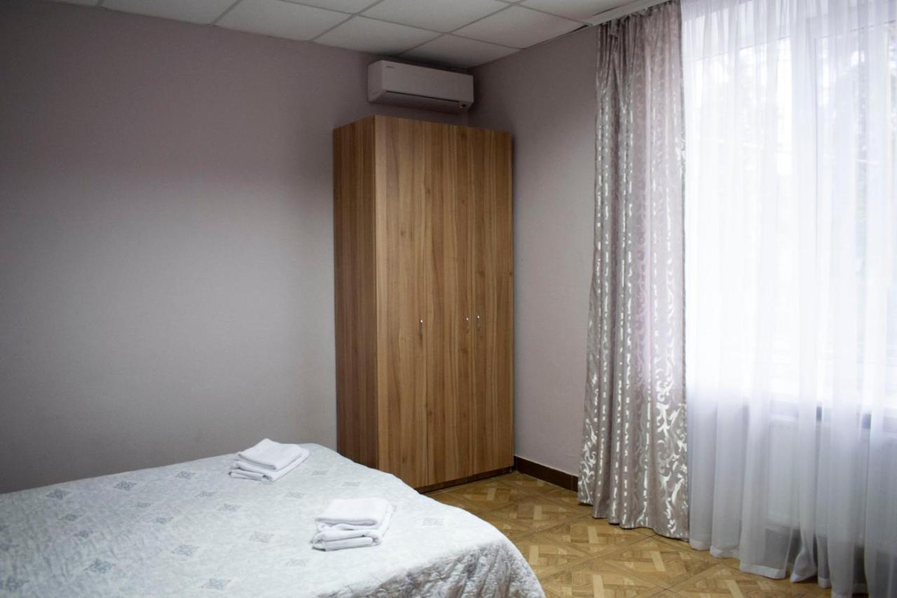 Zelenyi Kampus Hotel Одеса Екстериор снимка
