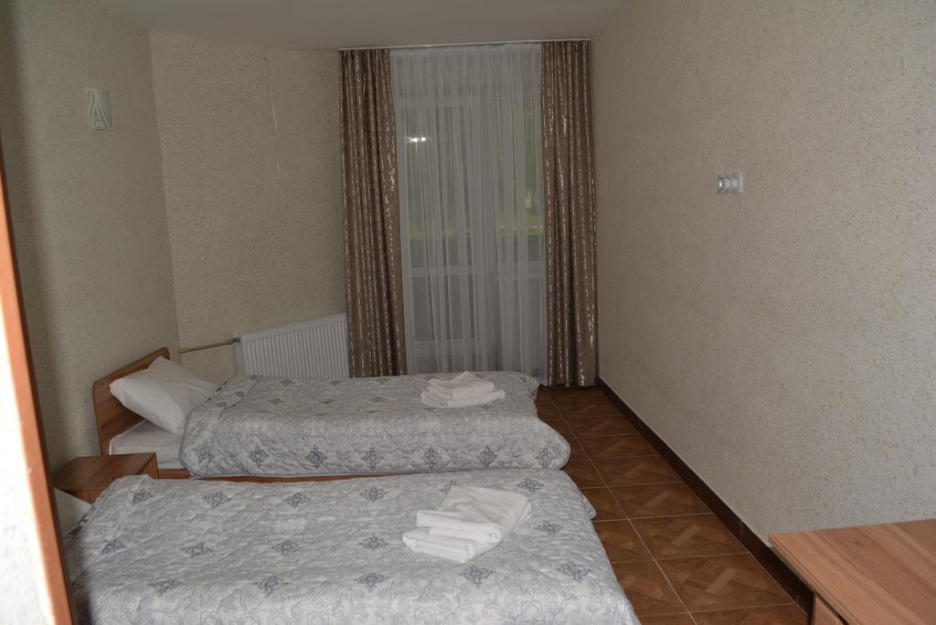 Zelenyi Kampus Hotel Одеса Екстериор снимка