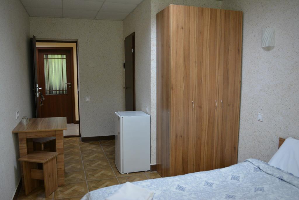 Zelenyi Kampus Hotel Одеса Екстериор снимка