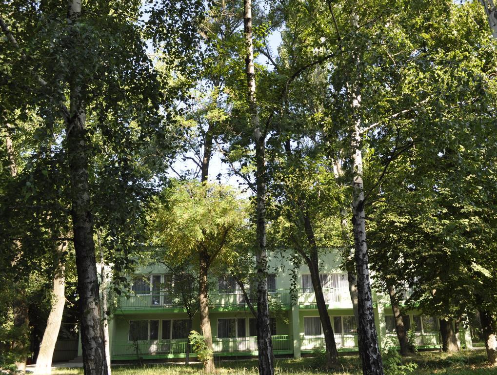 Zelenyi Kampus Hotel Одеса Екстериор снимка