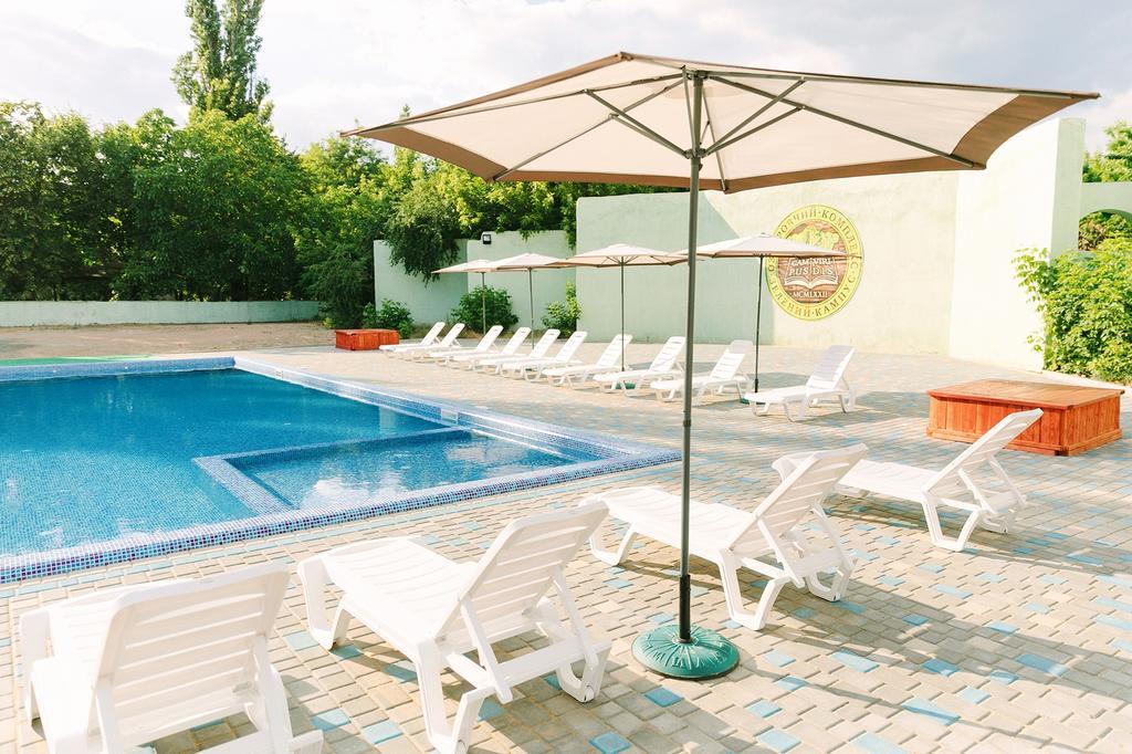 Zelenyi Kampus Hotel Одеса Екстериор снимка